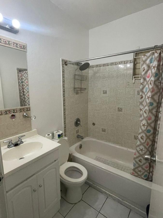 Finest Accommodation Marley Manor Apt # 513 Ground Floor 6 Marley Rd Kgn 6 Kingston Exteriör bild