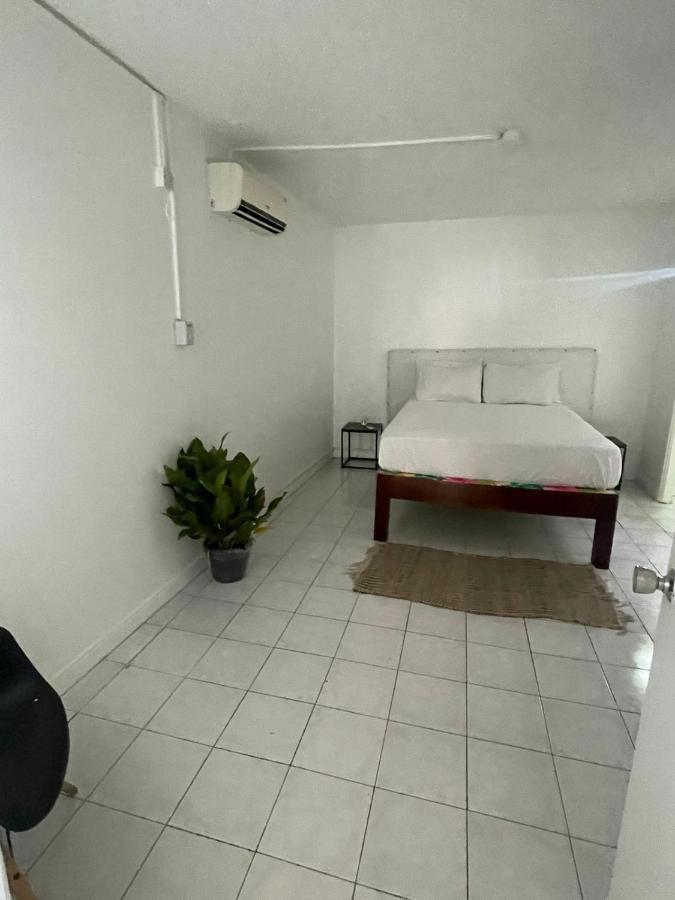 Finest Accommodation Marley Manor Apt # 513 Ground Floor 6 Marley Rd Kgn 6 Kingston Exteriör bild